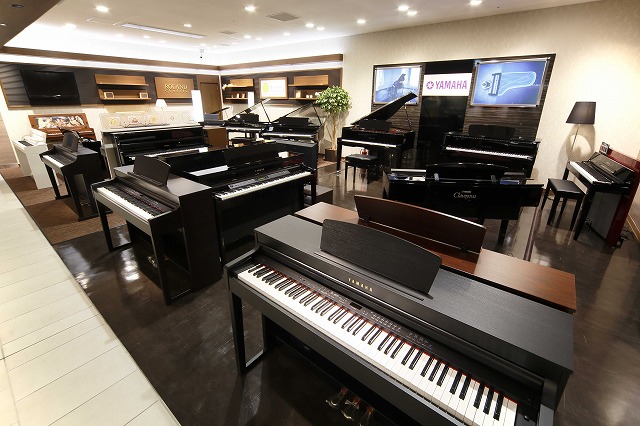 グランフロント大阪店・電子ピアノコーナー