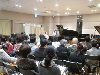 グレイスフルピアノコンサート岩崎洵奈20140420