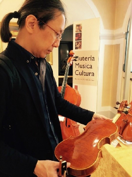 ドイツヴァイオリン製作マイスター茂木顕がセレクトしました　島村楽器みなとみらい店