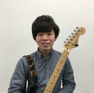 ギター講師　中嶋安行