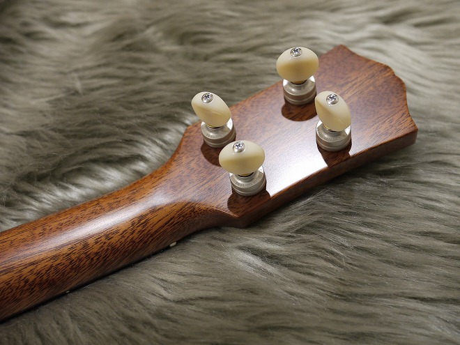 T's ukulele SD-100 UPT ソプラノ マホガニー ペグ