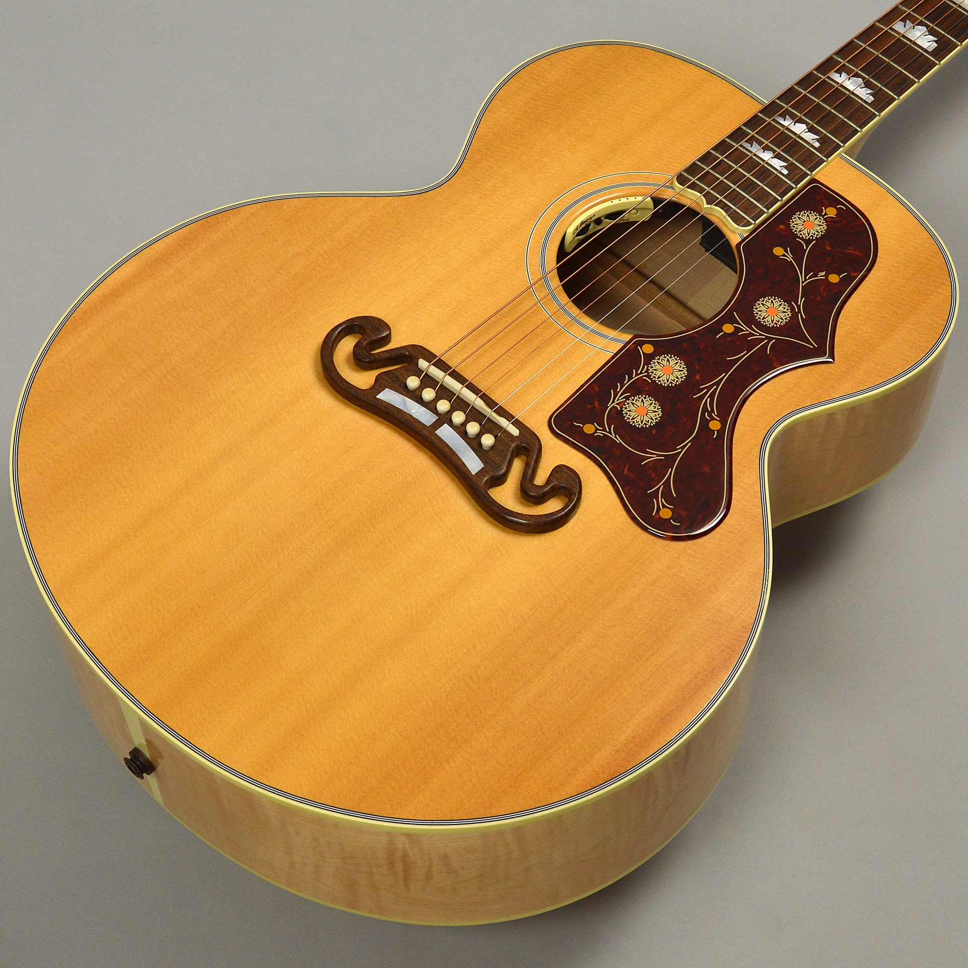 Gibson SJ-200 Standardサムネ画像