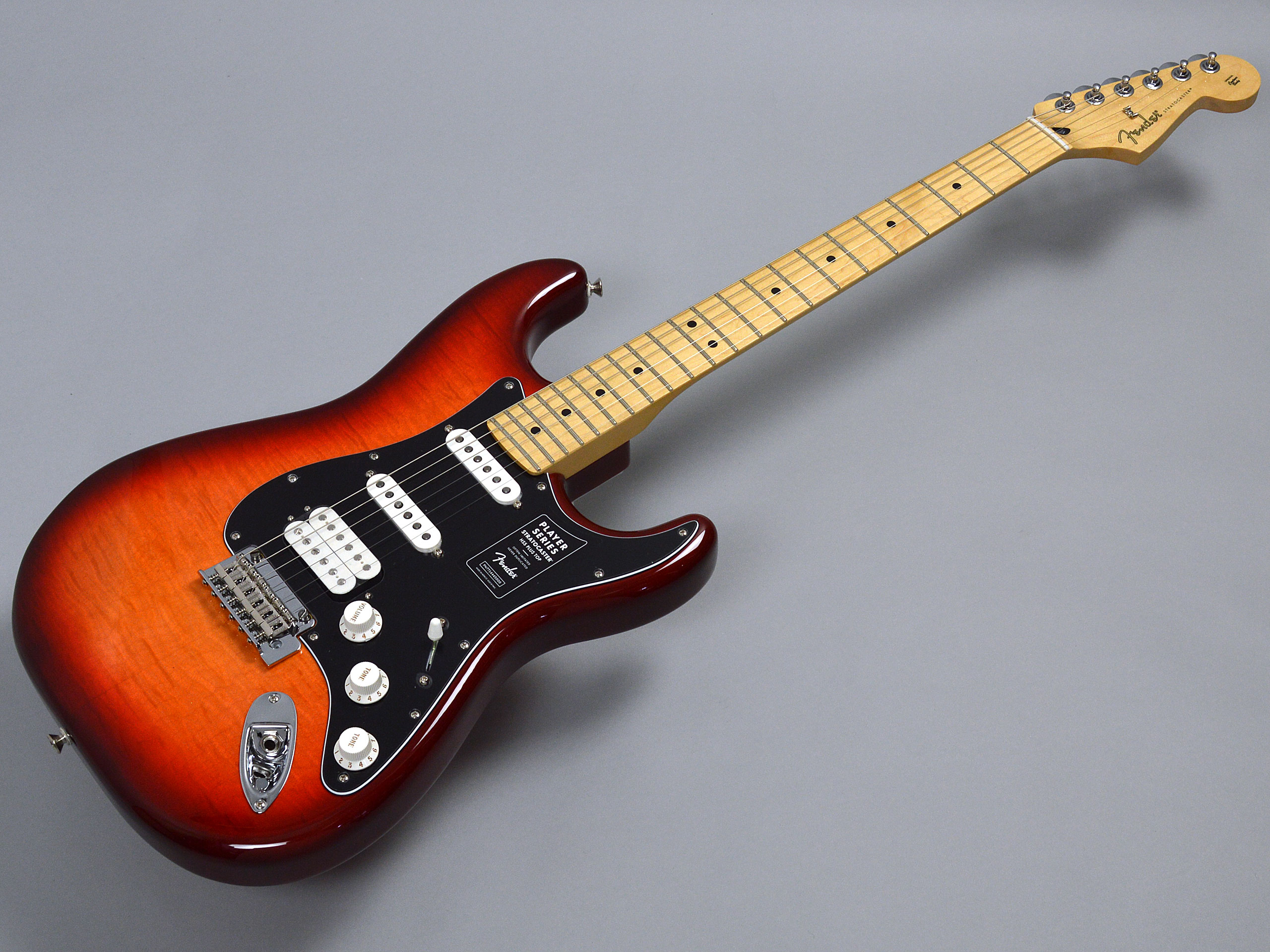 Fender PLAYER STRATOCASTER HSS PLUS TOP MN ACBトップ画像