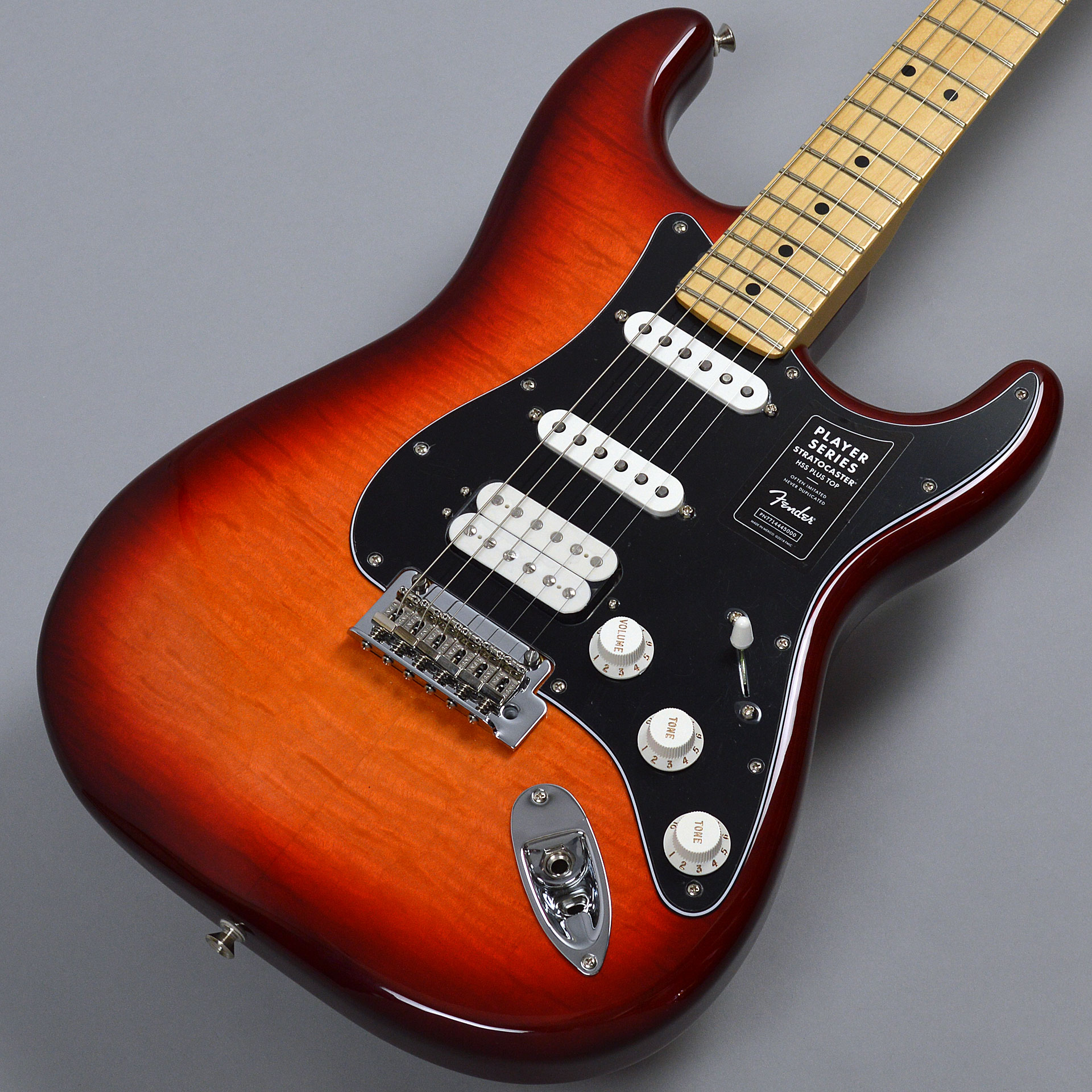 Fender PLAYER STRATOCASTER HSS PLUS TOP MN ACBサムネ画像