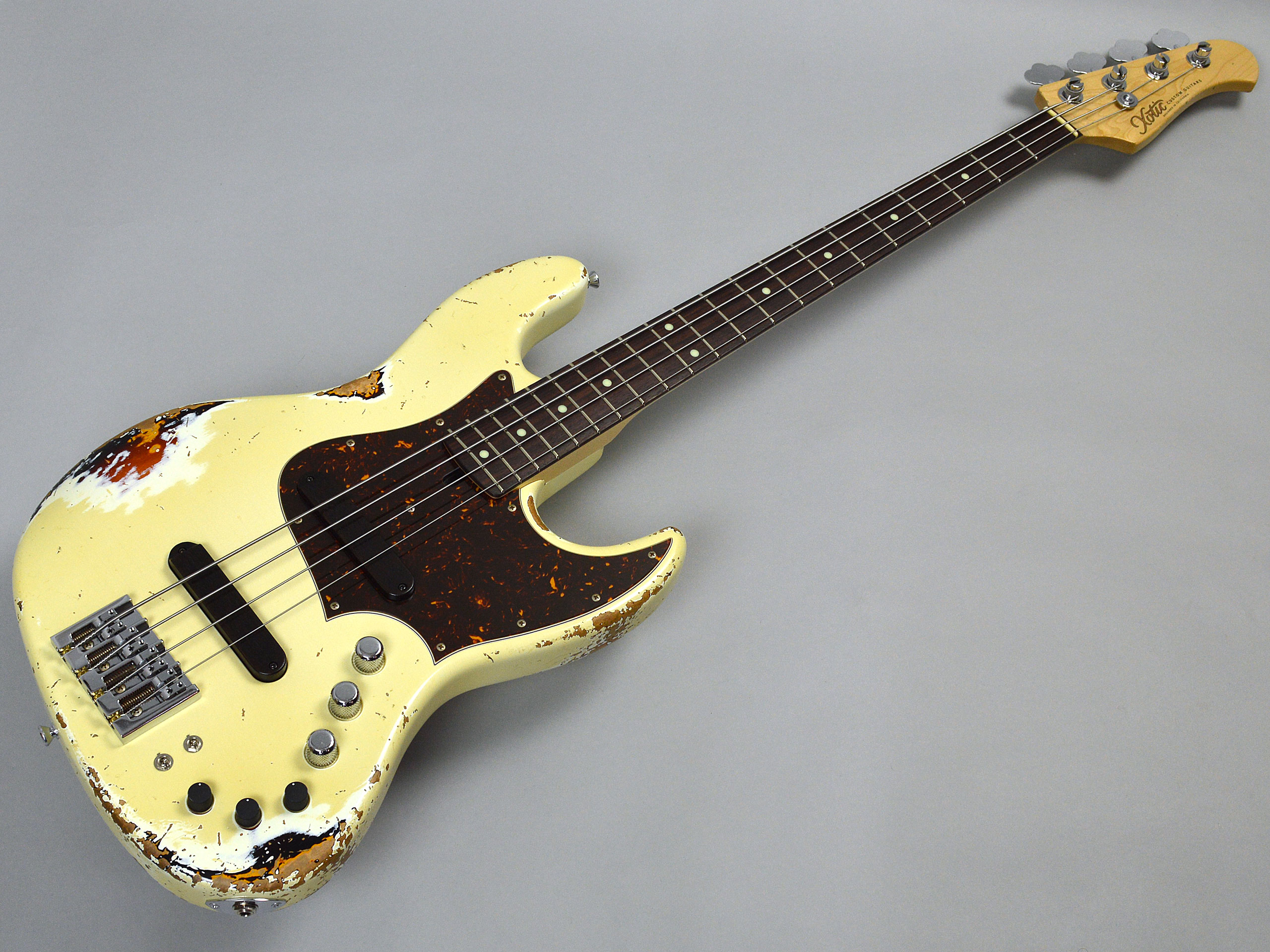 XOTIC XJ-1T4st Vintage White over 3TB Heavy Aged Alder/Roseトップ画像