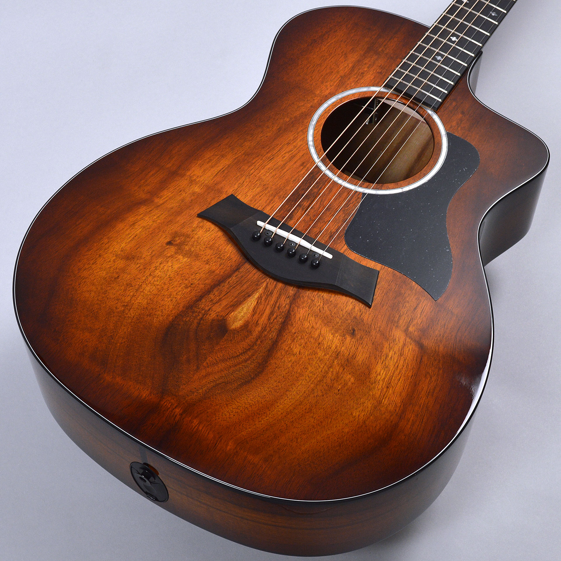 Taylor 224ce-Koa DLXサムネ画像