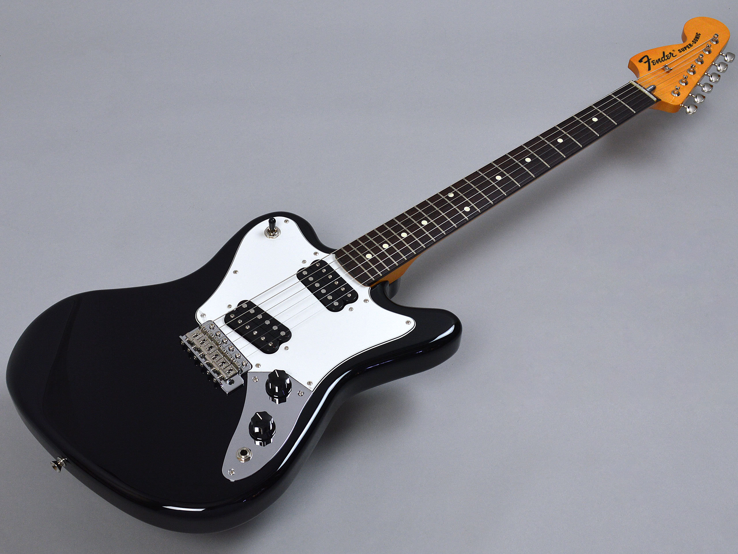 Fender MADE IN JAPAN LIMITED SUPER-SONIC RW BLKトップ画像