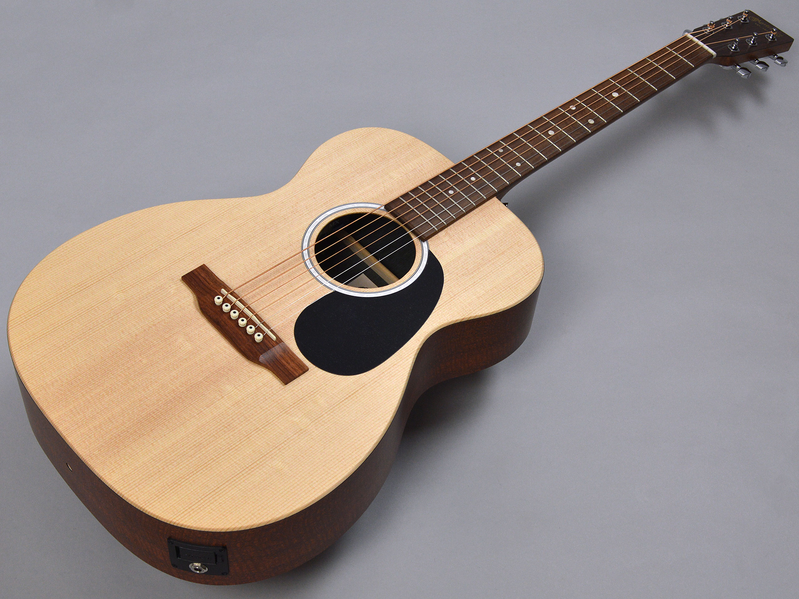 アコースティックギター】Martin（マーチン）D-28 Standard ＆ 00-X2E