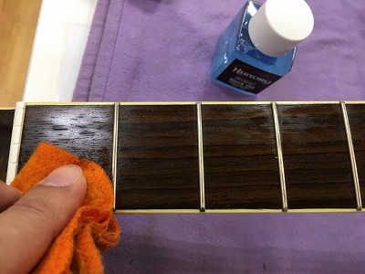 ギター弦交換　ネックオイルを塗ろう！