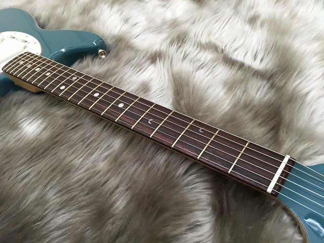 Necktop