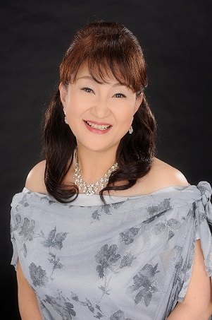 味香友子