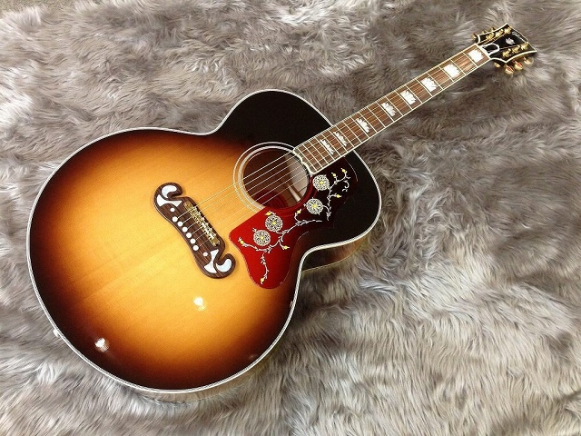 J-200　ギブソン　GIBSON