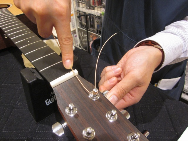 リペア 楽器の弦交換は島村楽器イオンモールかほく店にお任せください イオンモールかほく店 店舗情報 島村楽器 リペア 楽器の弦交換は島村楽器イオンモールかほく店にお任せください イオンモールかほく店 店舗情報 島村楽器