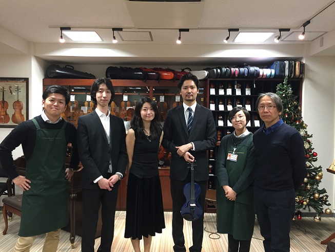 﨑谷直人　シマムラストリングス秋葉原　SHIMAMURA STRINGS akihabara