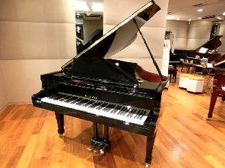 KAWAI　中古　グランドピアノ
