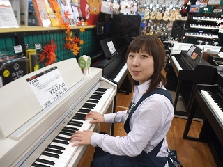島村楽器　スタッフ　佐藤