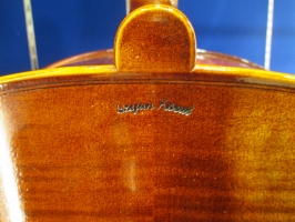 Stefan Kruelロゴ