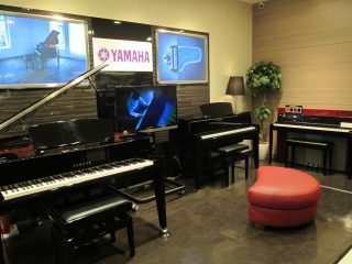 電子ピアノ　ヤマハブース