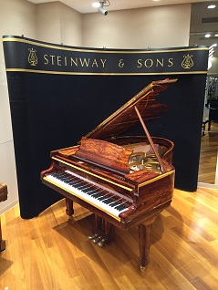 STEINWAY&SONS　Glenadillo　クラウンジュエルコレクション　島村楽器グランフロント大阪店