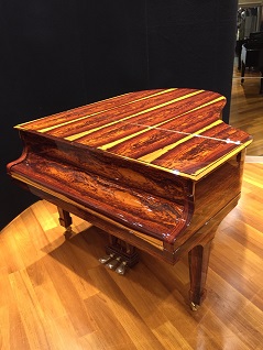 STEINWAY&SONS　Glenadillo　クラウンジュエルコレクション　島村楽器グランフロント大阪店