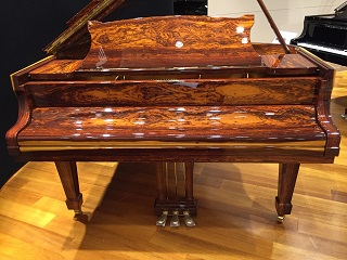 STEINWAY&SONS　Glenadillo　クラウンジュエルコレクション　島村楽器グランフロント大阪店