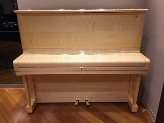 STEINWAY&SONS　Maple　クラウンジュエルコレクション　島村楽器グランフロント大阪店