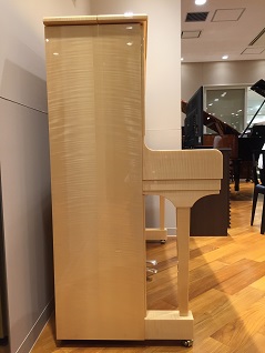 STEINWAY&SONS　Maple　クラウンジュエルコレクション　島村楽器グランフロント大阪店