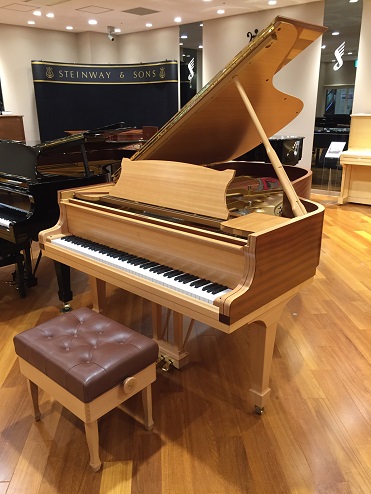 STEINWAY&SONS　システムB-211　島村楽器グランフロント大阪店