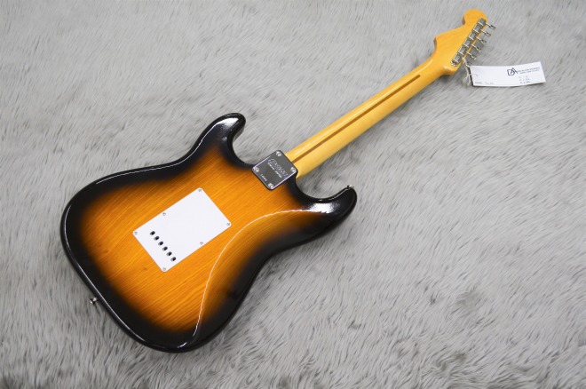 K Nyui Custom Guitars 乳井 和彦 島村 梅田 KNST