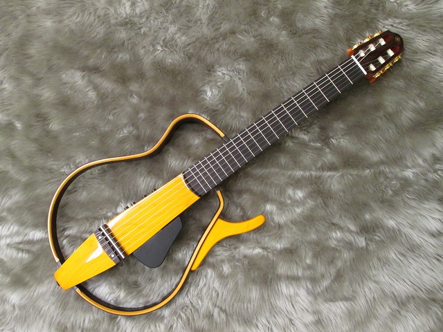 島村楽器　天童　サイレントギター