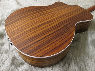 島村楽器　天童　Taylor　テイラー 214ce