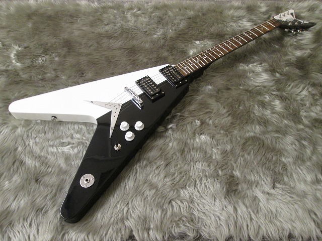 島村楽器イオンモール天童店　ギター　変形　DEAN　マイケルシェンカーSTDV