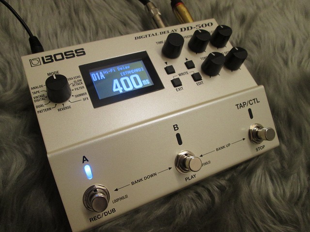 BOSS DD 500 ディレイ　エフェクター