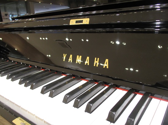 YAMAHA　UX5