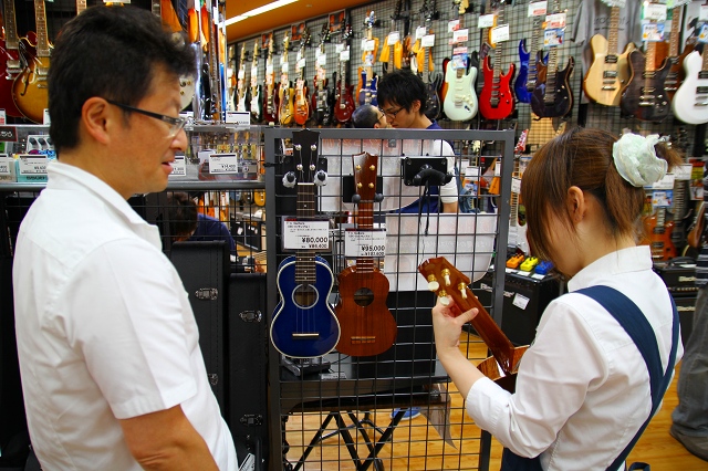 T's Guitarsのウクレレ