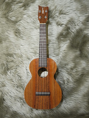 KAMAKA HF-2 縦