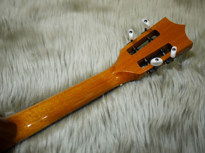 HF-2 D2I Concert Neck