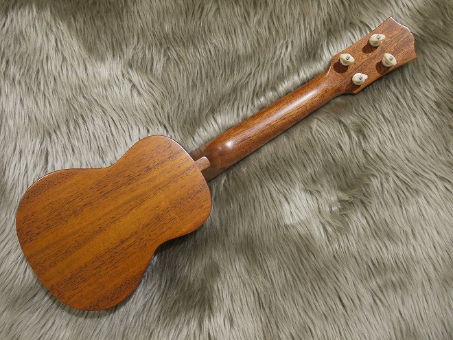 T's ukulele SD-100 UPT ソプラノ マホガニー 裏