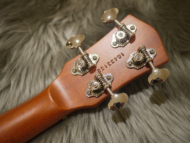 Godin MULTI UKE ギヤペグ