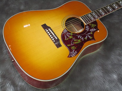 GIBSON HUMMINGBIRD MC