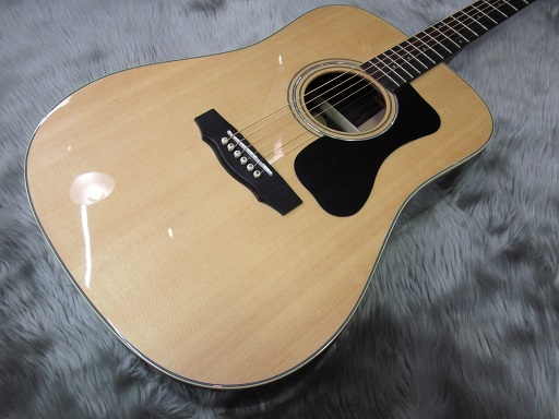 Guild D-150