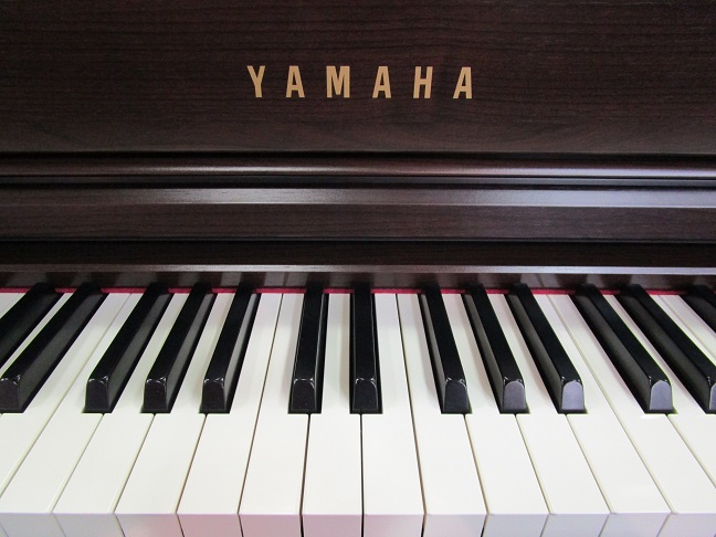 YAMAHA