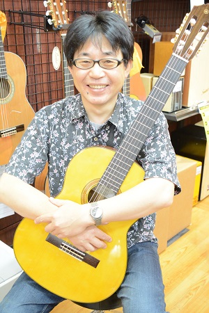 岡崎店クラシックギター科講師大竹先生