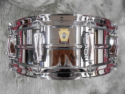 Ludwig LM400 ロゴ