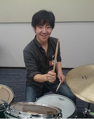 ドラム キッズドラム教室講師紹介 齋藤俊幸 イオン四日市尾平店 店舗情報 島村楽器
