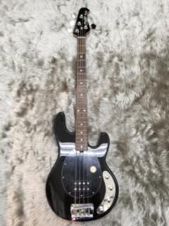 一成風靡したあのモデルを髣髴とさせるモデル!