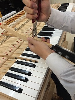 島村楽器 神戸北店 ピアノ調律 調整 オーバーホール 料金表