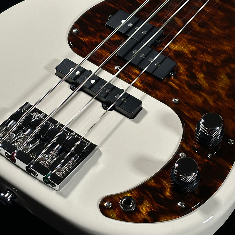 Black Smoker/STD BETA-PJ4 Olympic White