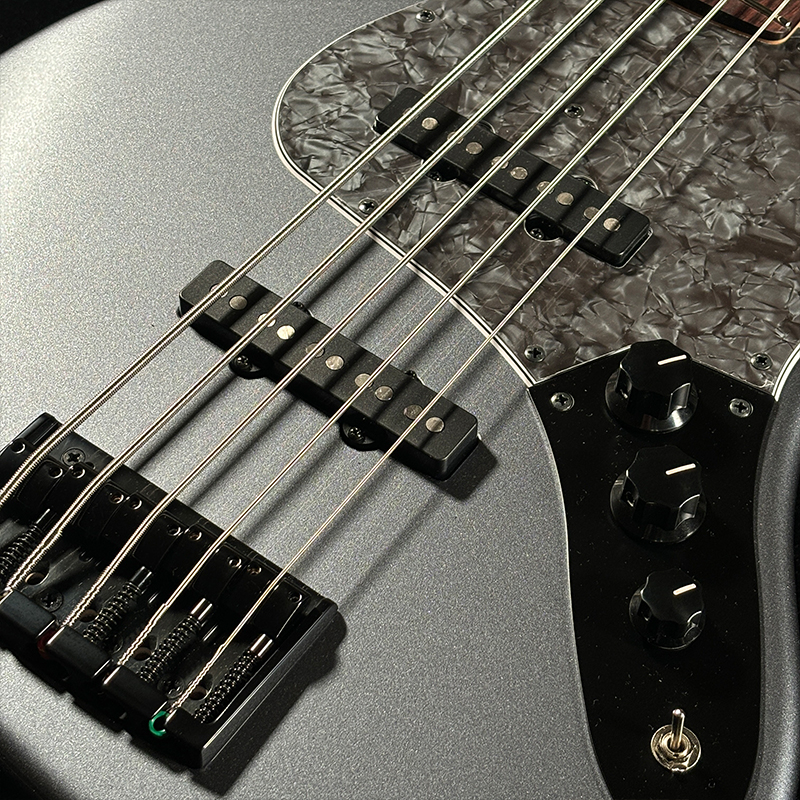 Black Smoker STD BETA-J5 XL Charcoal Frost Metallic MH