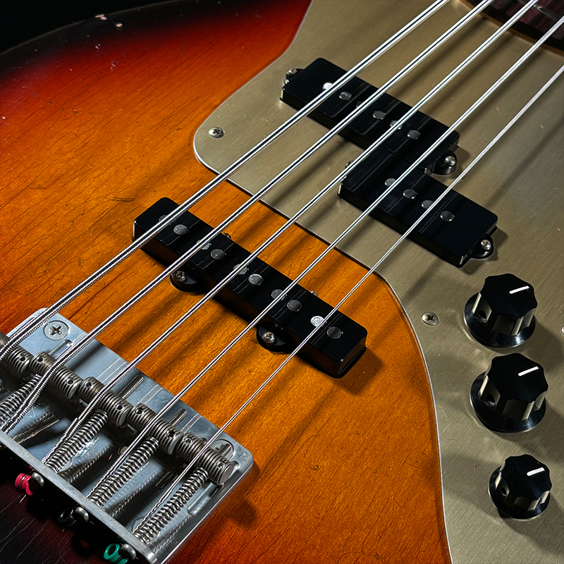 Black Smoker TM BETA-JMB5 MISA【BAND-MAID ”MISA” Model】